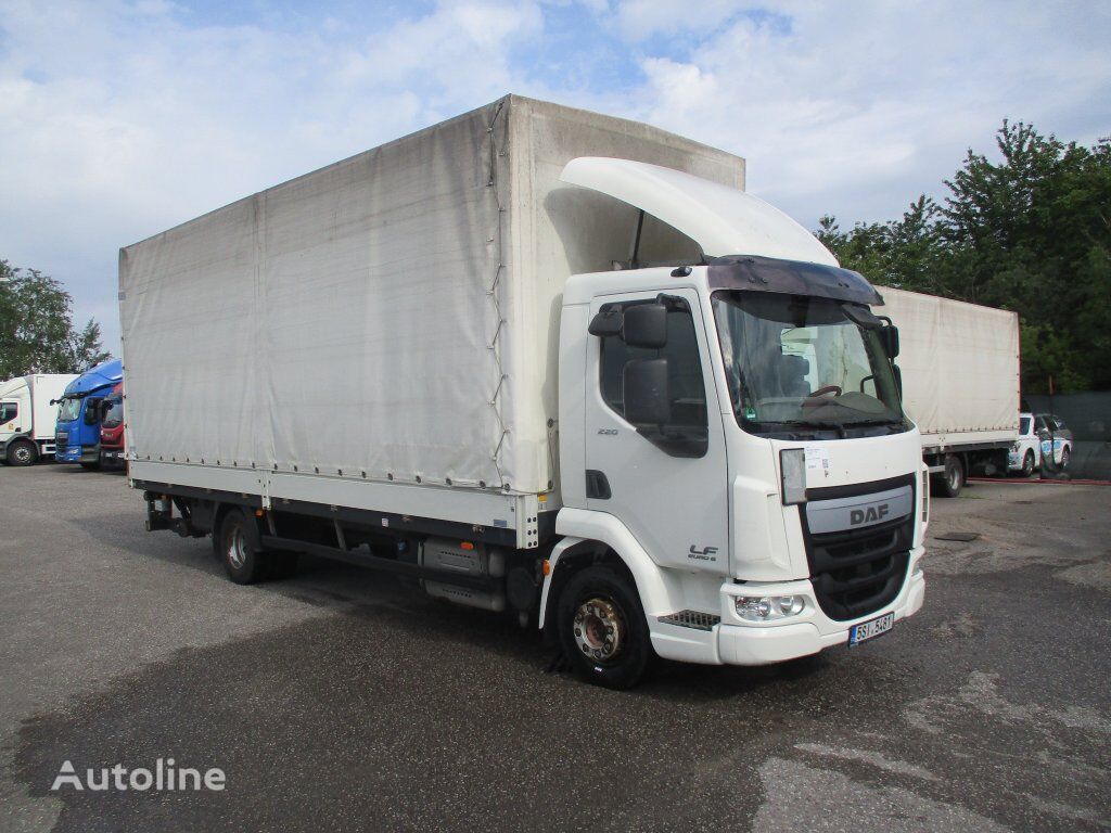 camion bâché DAF LF 12.220, HC,  17 palet