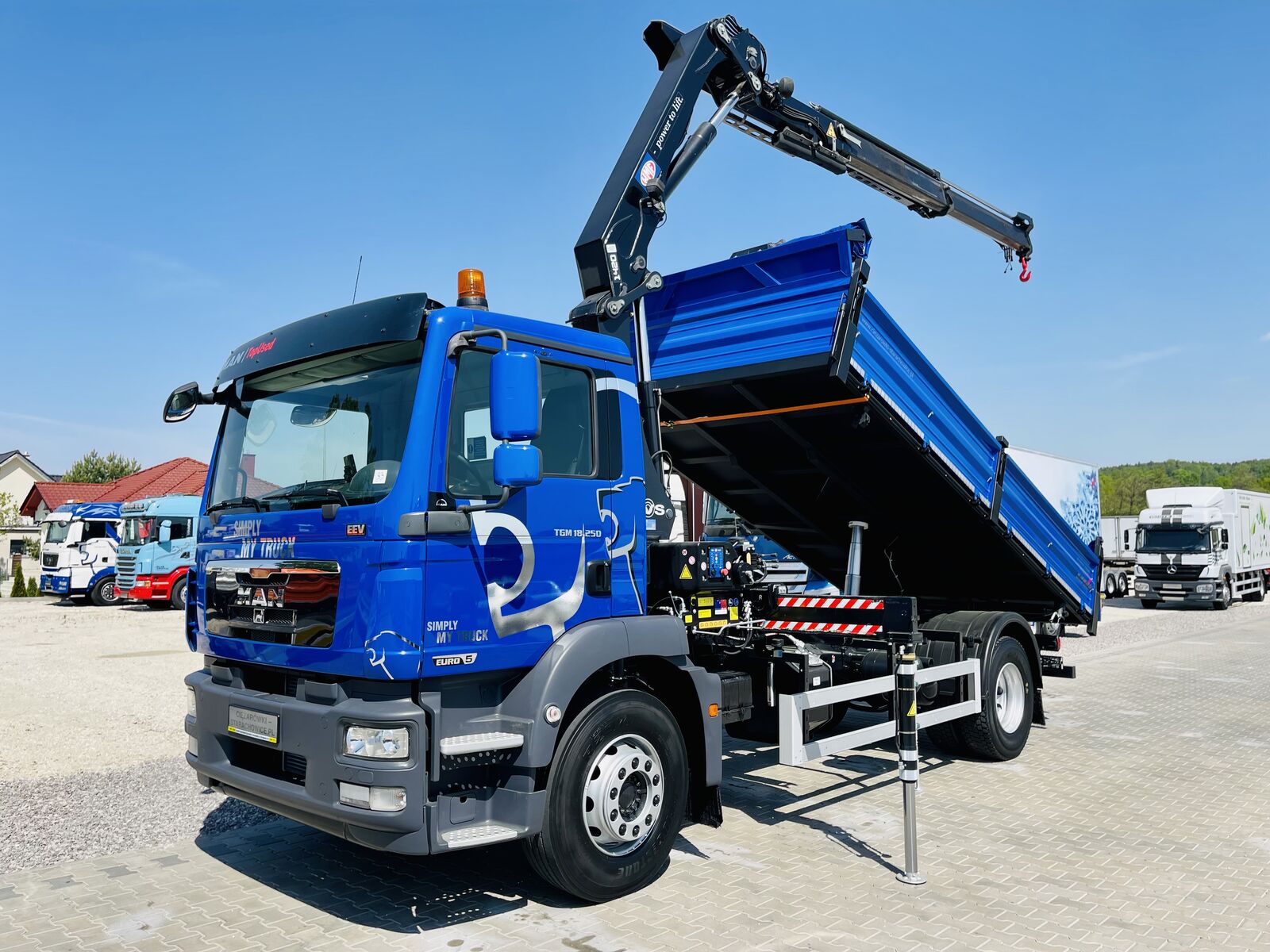 camion-benne MAN TGM 18.250