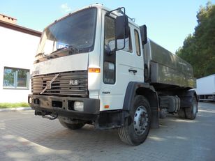camion de lait VOLVO FL6 18