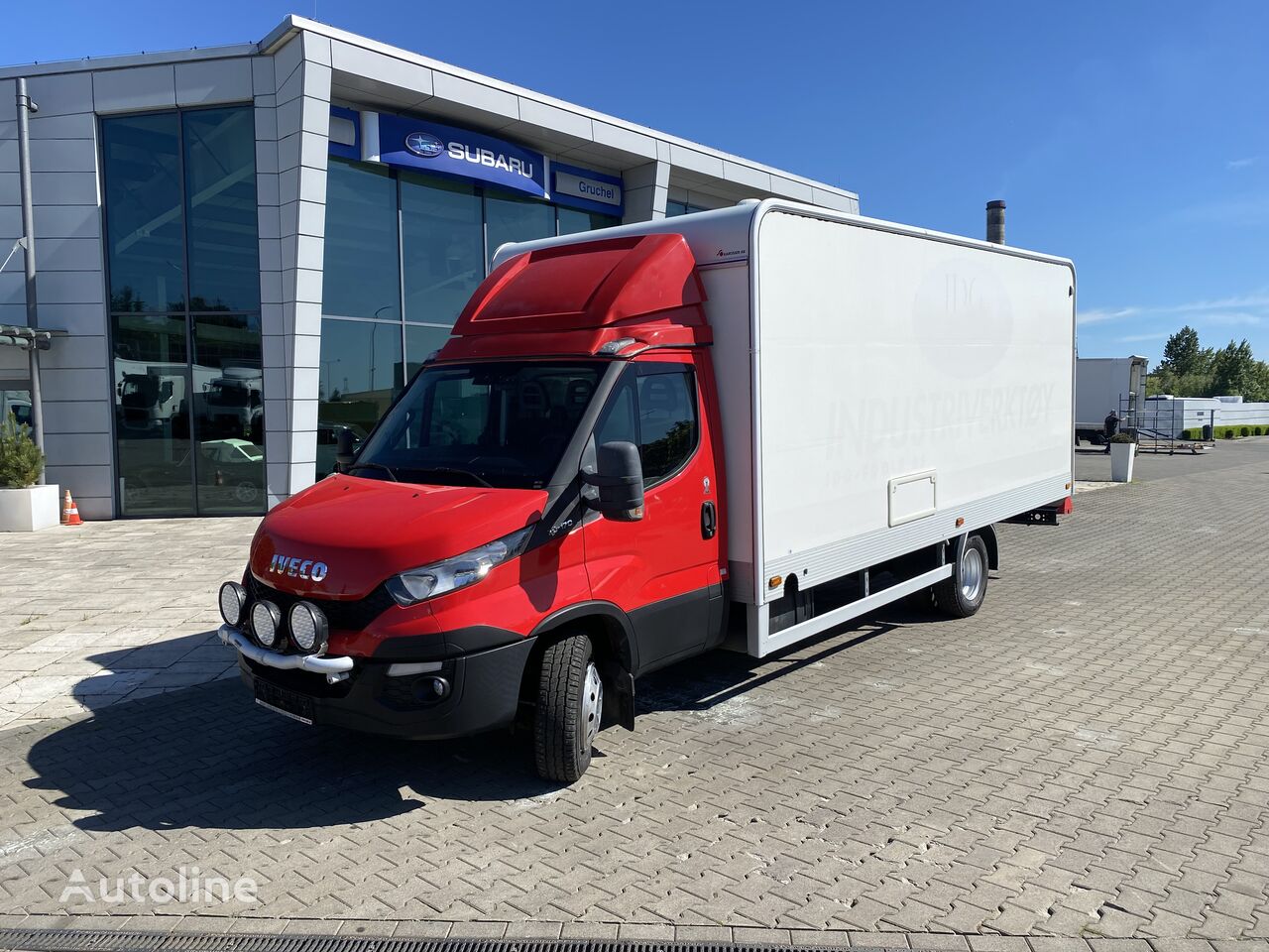 camion fourgon IVECO Daily 70C17 / E6 / WEBASTO / LOW KM / MOBILE WORKSHOP