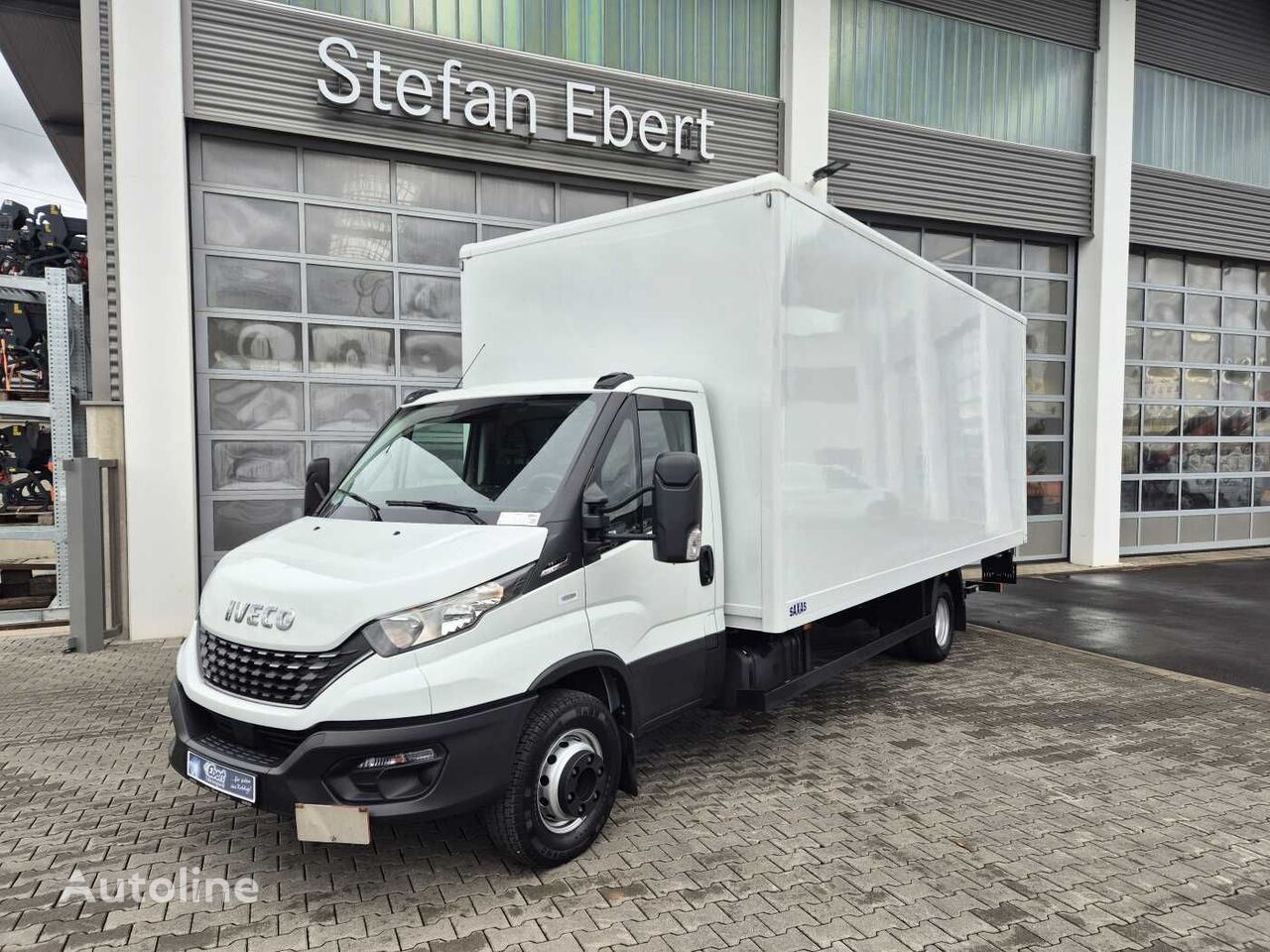 camion fourgon IVECO Daily 70C18 A8 *Koffer*LBW*Automatik*