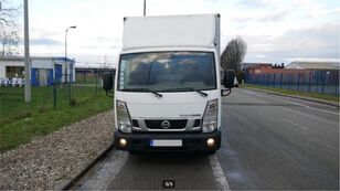 camion fourgon Nissan