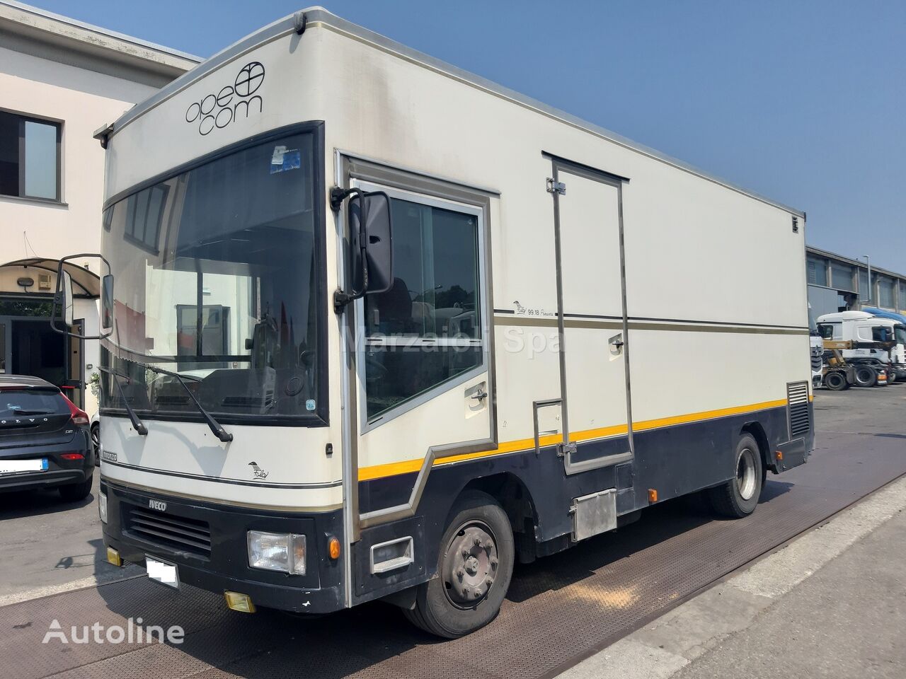 camion magasin IVECO MINONZIO 99.18