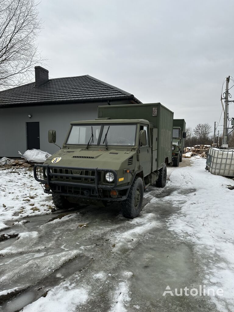 camion militaire IVECO Western star