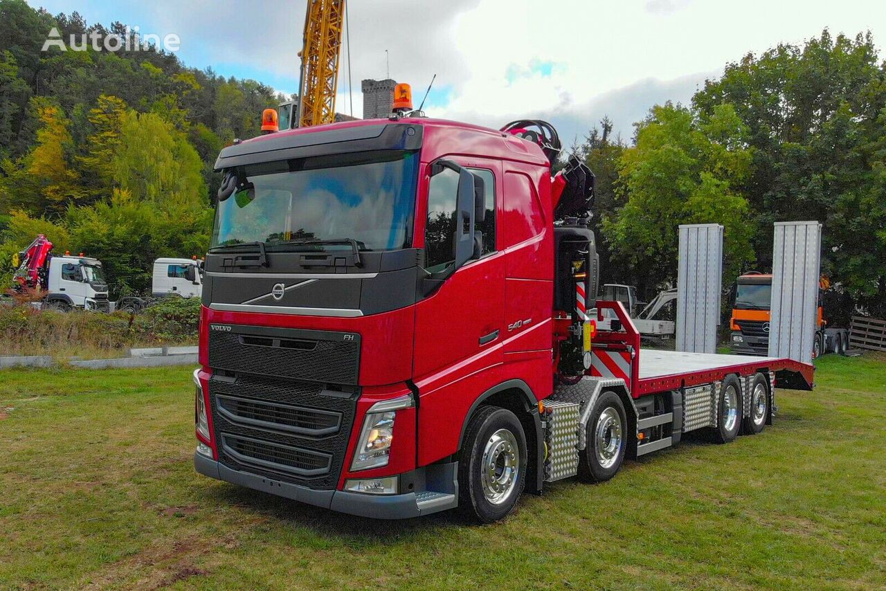 camion porte-voitures Volvo neuf