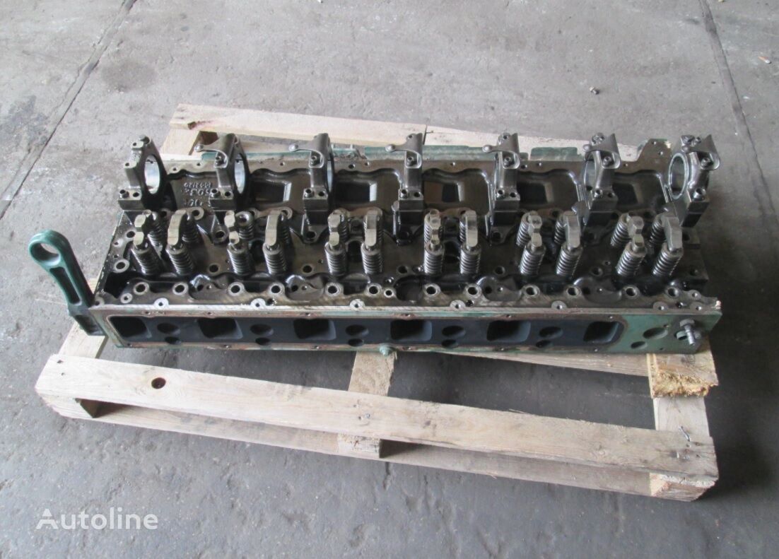 culasse Volvo FH4 EURO6, EURO 6 emission cylinder head, cylinder head cover, 2 pour tracteur routier Volvo FH4