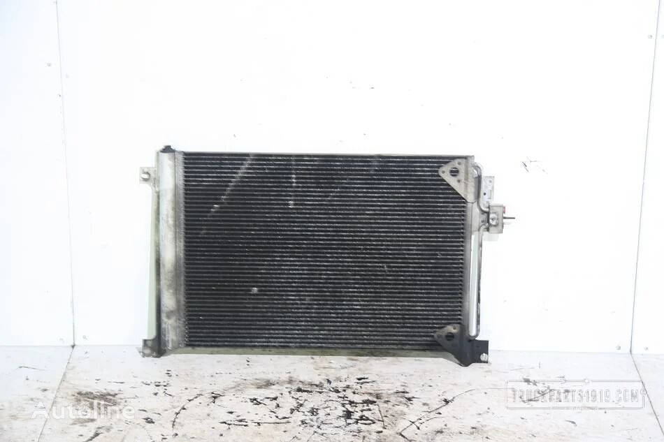 radiateur de climatisation IVECO Heating, Ventilation & AC Airco condensor H2774 pour camion