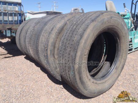 pneu de camion Continental 235/75R17.5