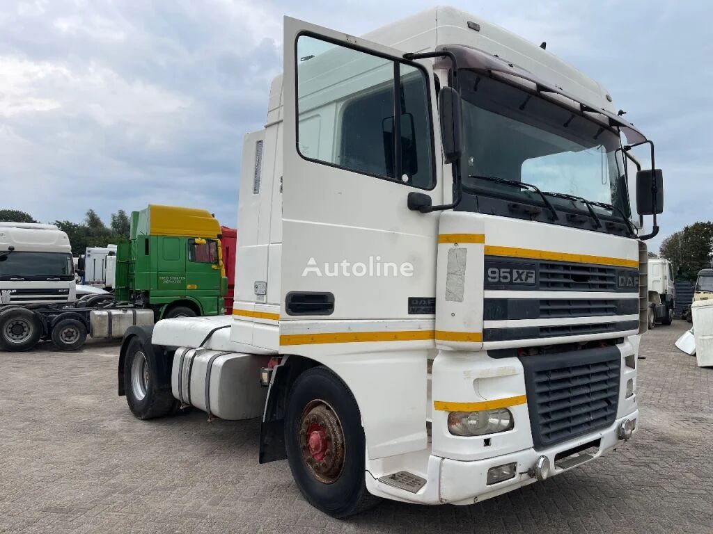 tracteur routier DAF XF 95.430 Tractor unit